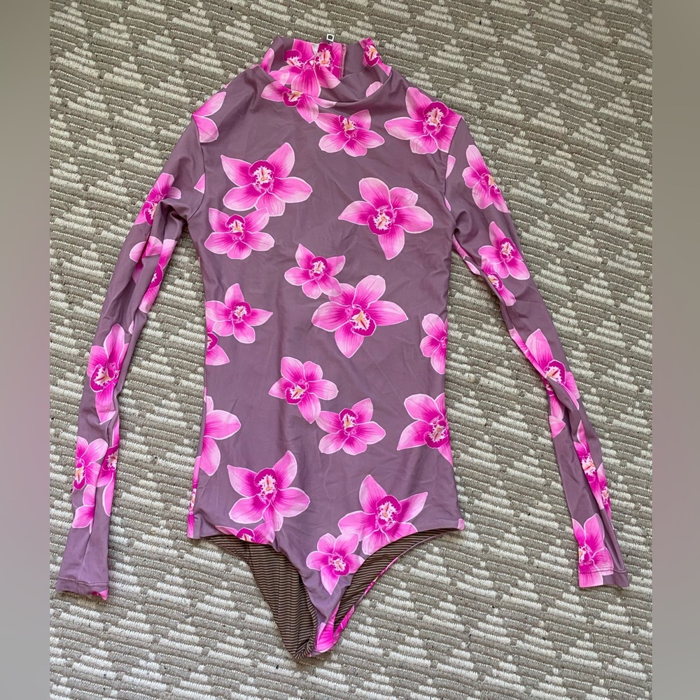 Acacia surf suit